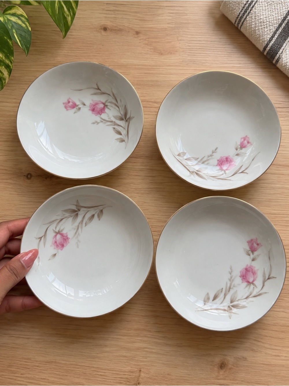 Porcelain Rose Accent Dessert Bowls - Pink Floral (Set of 4)